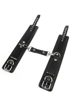 Avanza Croc-Embossed Ankle Cuffs - Boeien
