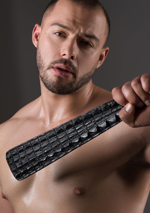 Avanza Croc-Embossed Paddle - Flogger